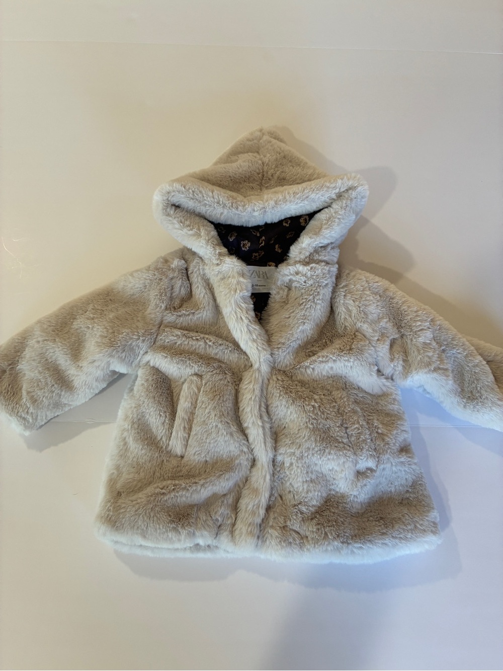 Zara Girls Plush Hooded Faux Fur Coat  12-18 months Extra Warm Jacket